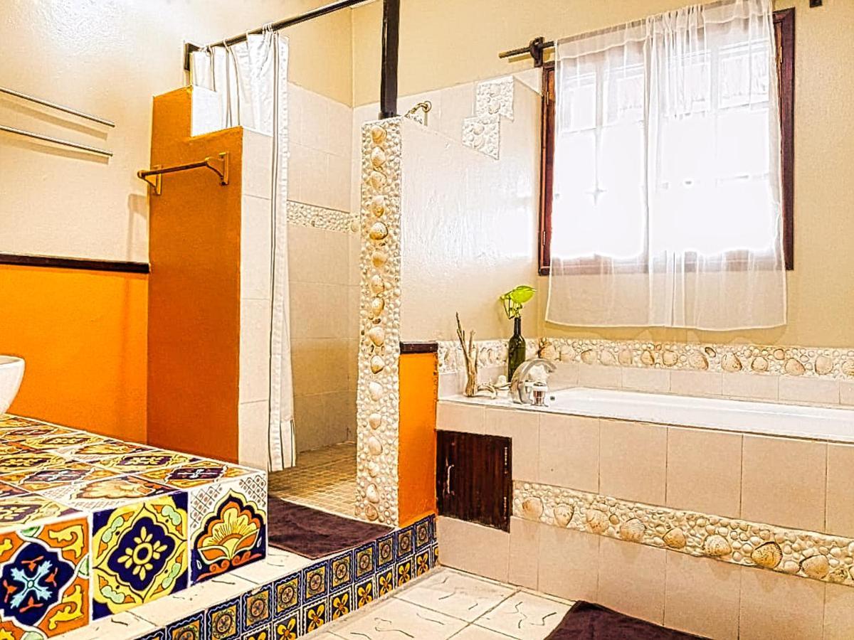 Beachfront Apartment Hacienda Dエル・コージョ エクステリア 写真
